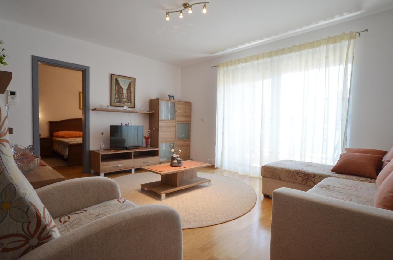 Apartment Emma Rovinj Exterior foto